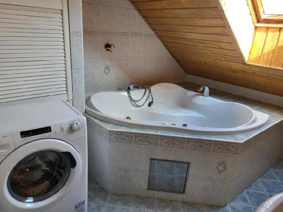 Sunflower Prague Apartments And Suites מראה חיצוני תמונה