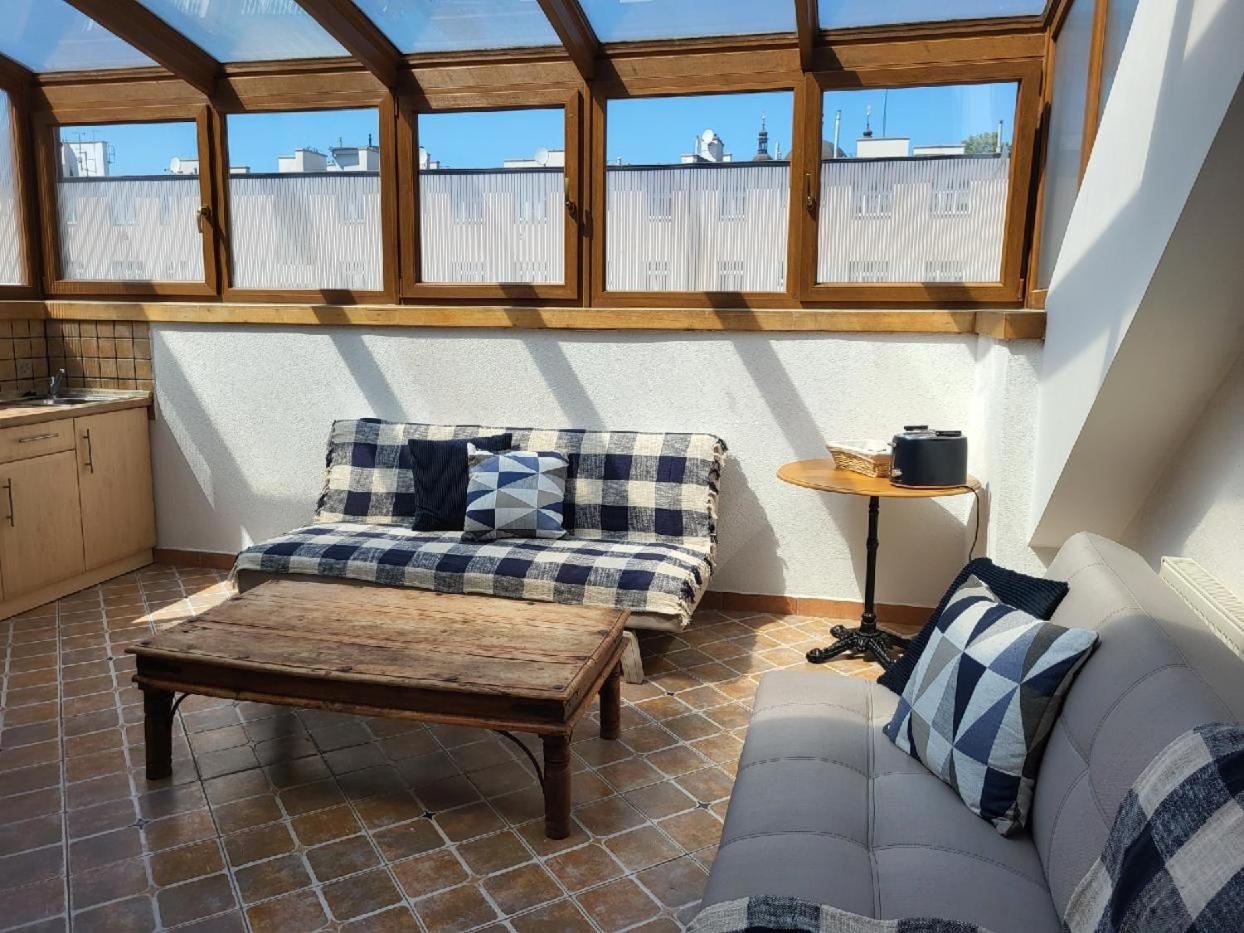 Sunflower Prague Apartments And Suites מראה חיצוני תמונה